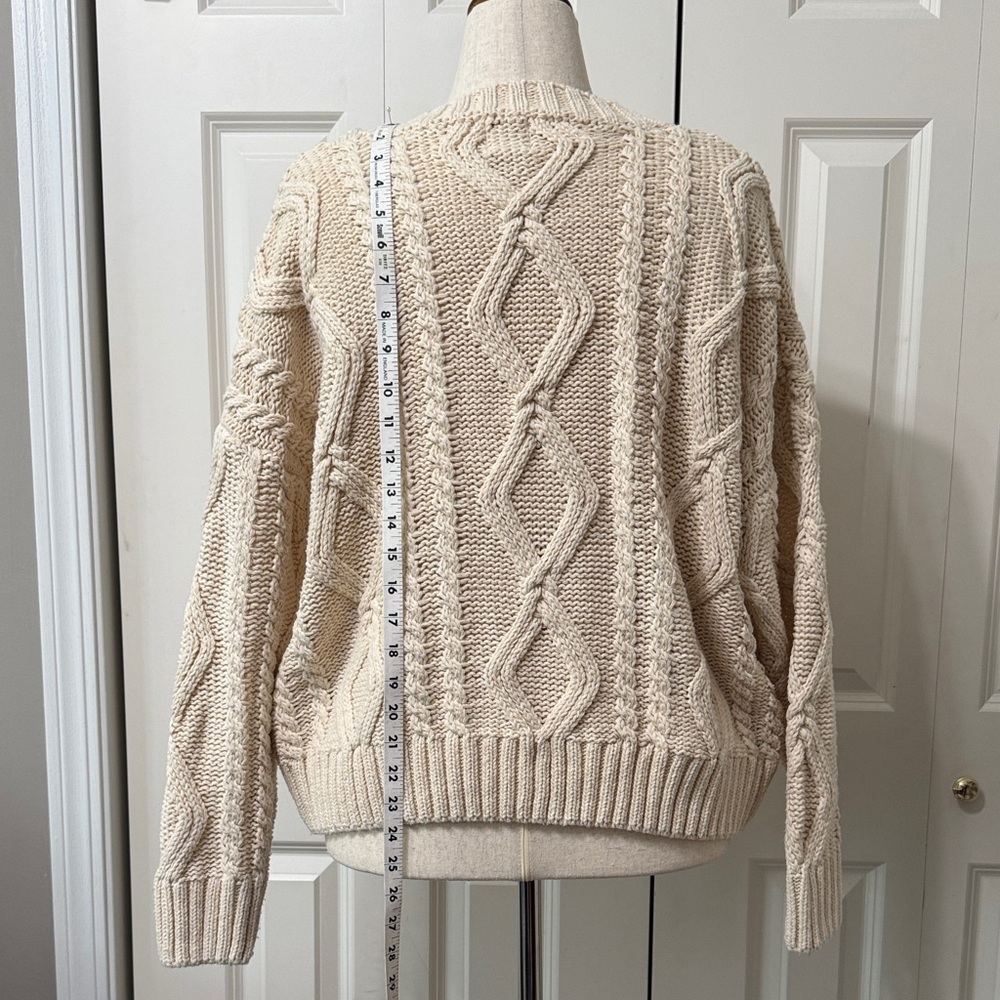 Cable Knit Oversized Cream Sweater EUC❤️ - Picture 10 of 14